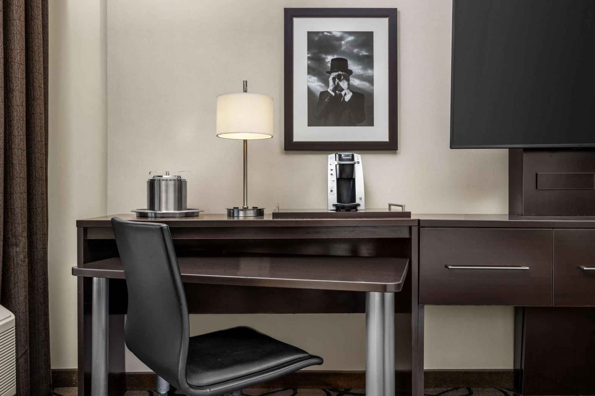 The Verve Boston Natick, Tapestry Collection By Hilton Eksteriør bilde